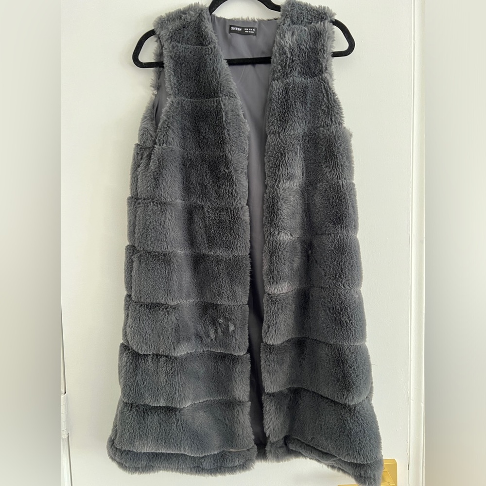 Gray Faux Fur Vest, Size M